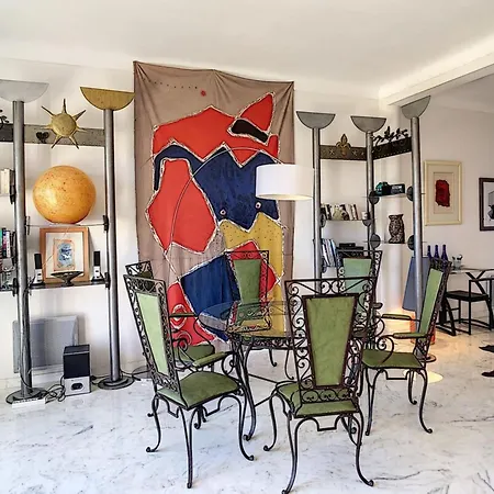 Superb 2 Bedroom With Sea View On The Croisette Cannes