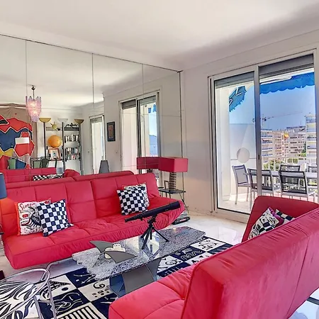 Apartment Superb 2 Bedroom With Sea View On The Croisette *